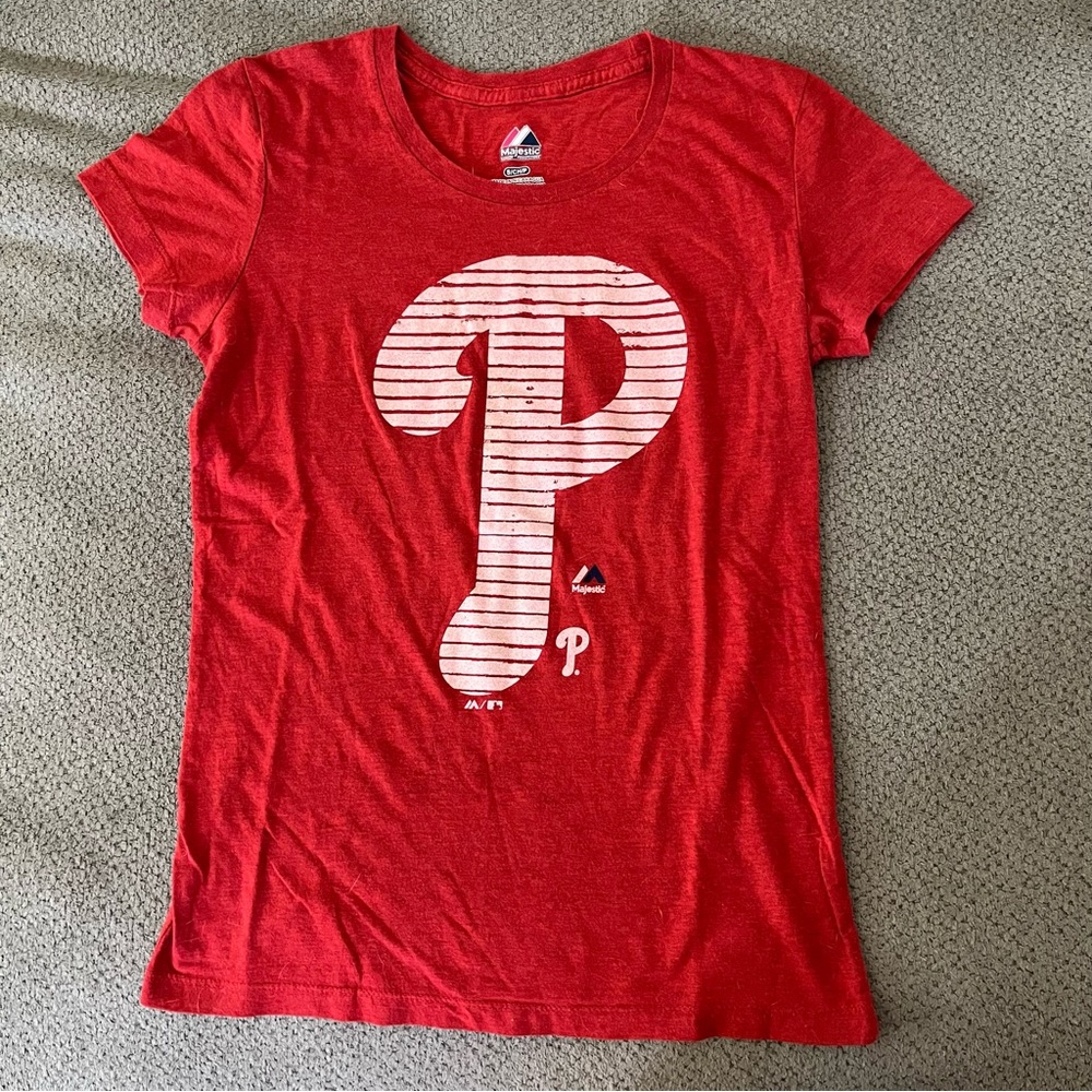 Phillies Shirt ❤️
